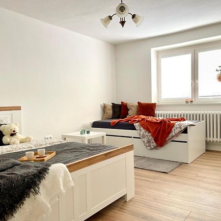 M.F. Apartment Znojmo Luaran gambar